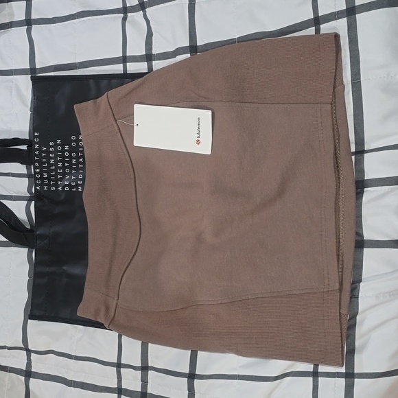 **NWT Lululemon Scuba High-Rise Mini Skirt | Taupetastic | Size Small** - Picture 6 of 8